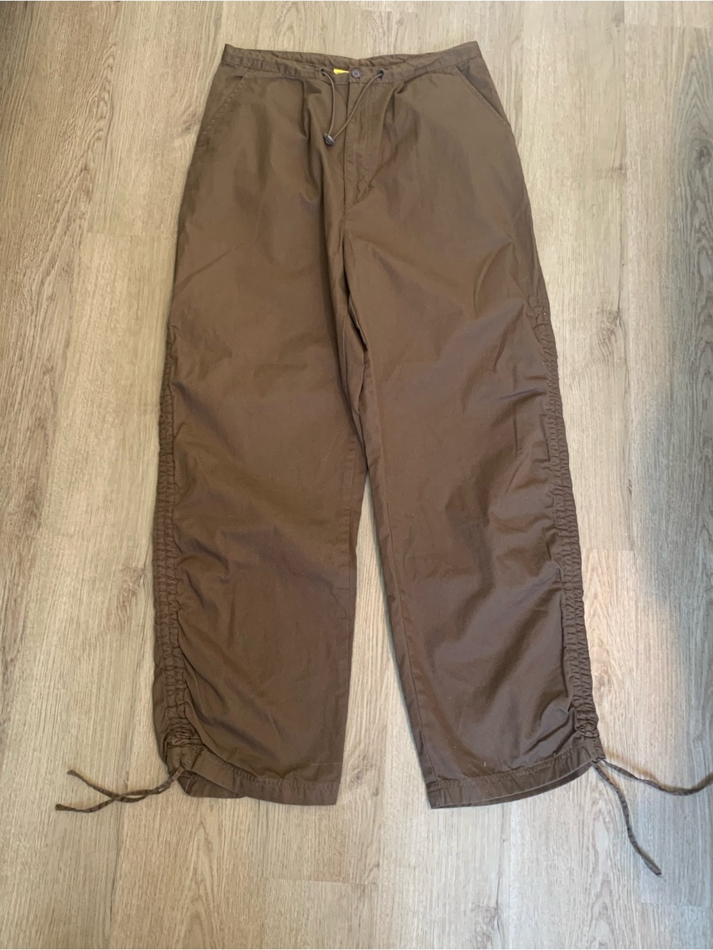 Bewakoof Brown Parachute Pants Size Medium Cotton High Rise Loose Y2K Utility